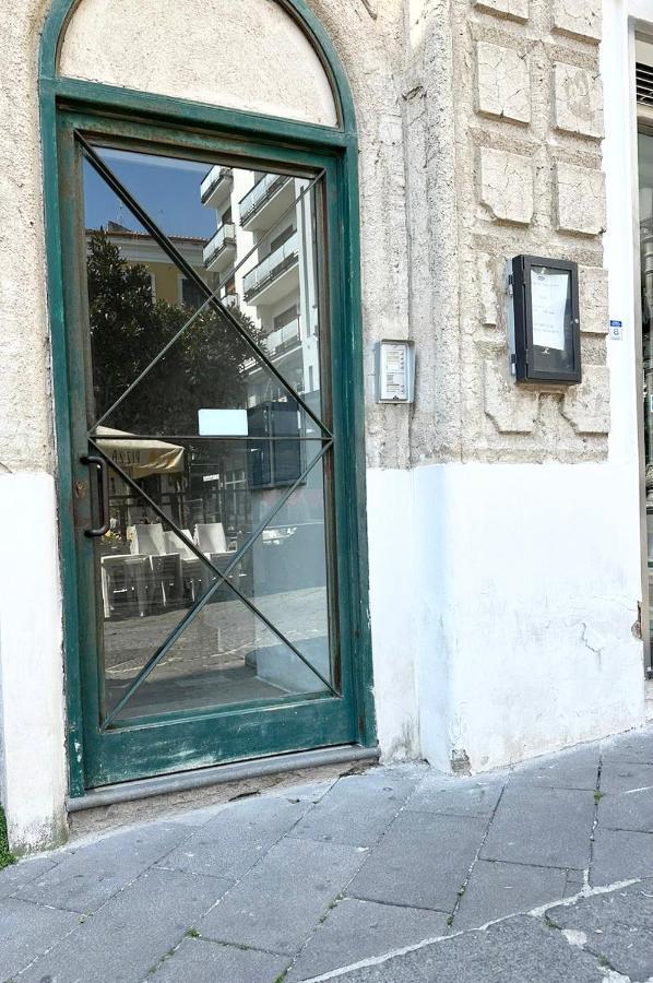 Casa Portanova 35 Apartment Salerno Luaran gambar