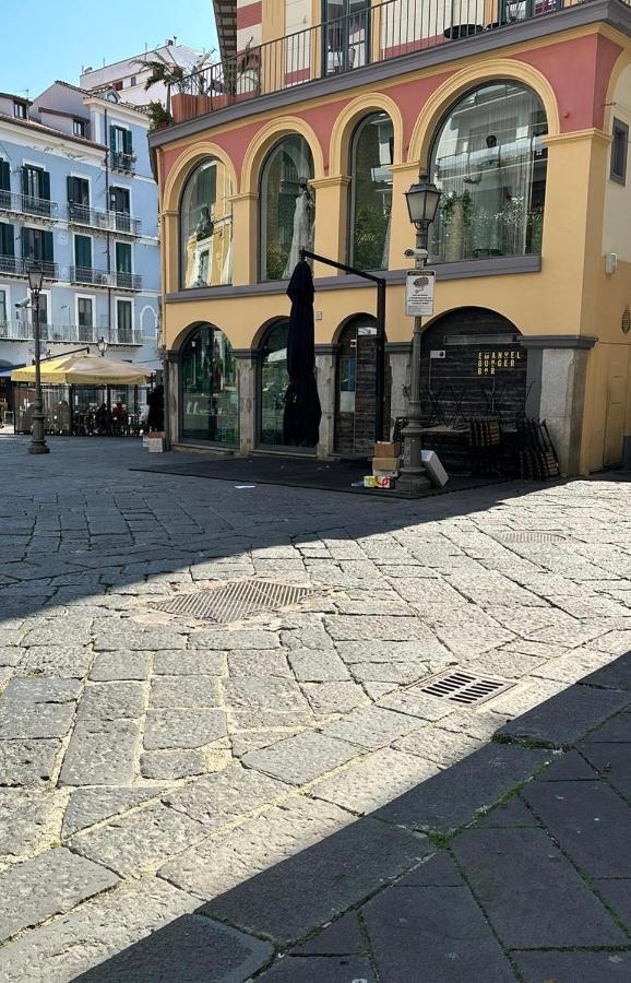 Casa Portanova 35 Apartment Salerno Luaran gambar